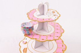 Bandeja 3 pisos carton decorado porta cupcakes (1).jpg